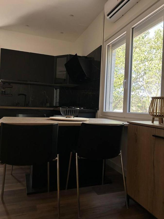 Appartement Jacuzzi Narbonne Exteriér fotografie