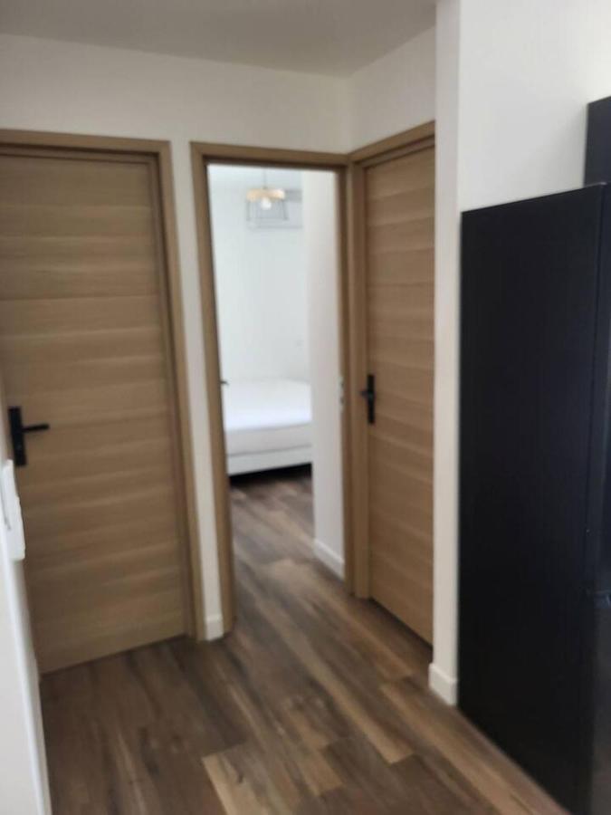 Appartement Jacuzzi Narbonne Exteriér fotografie